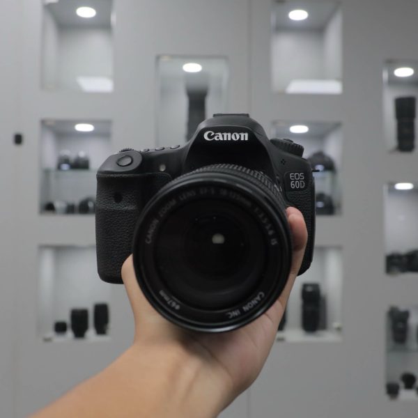 Canon Eos 60D Kit 18-55mm F3.5-5.6