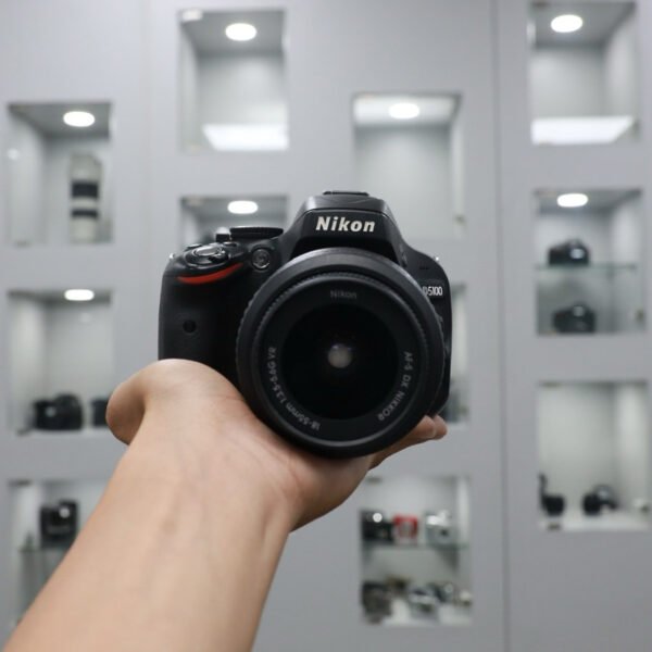 Nikon D5100 Kit 18-55mm F3.5-5.6 VR