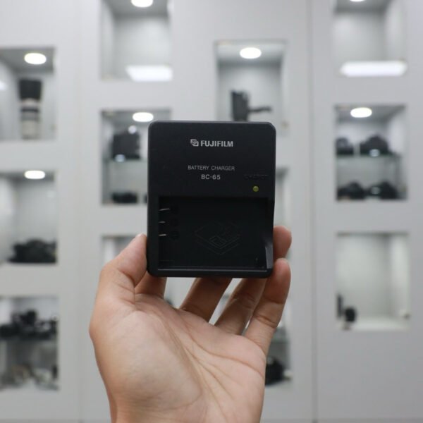 Charger Fujifilm BC-85