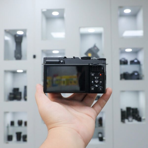 Fujifilm XM1 Kit 16-50mm F3.5-5.6 OIS II