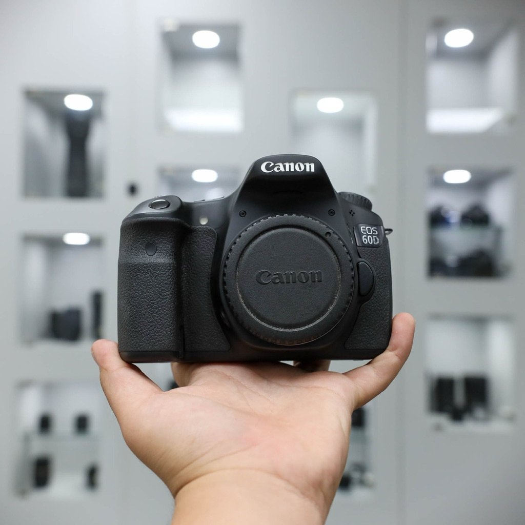 Canon 60D Body Only / Grip Dslr Camera - Image 3