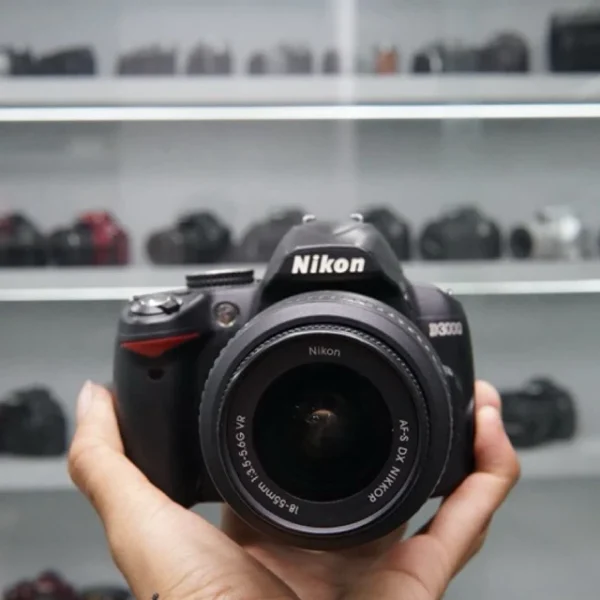 Nikon D3000 Kit 18-55mm DSLR